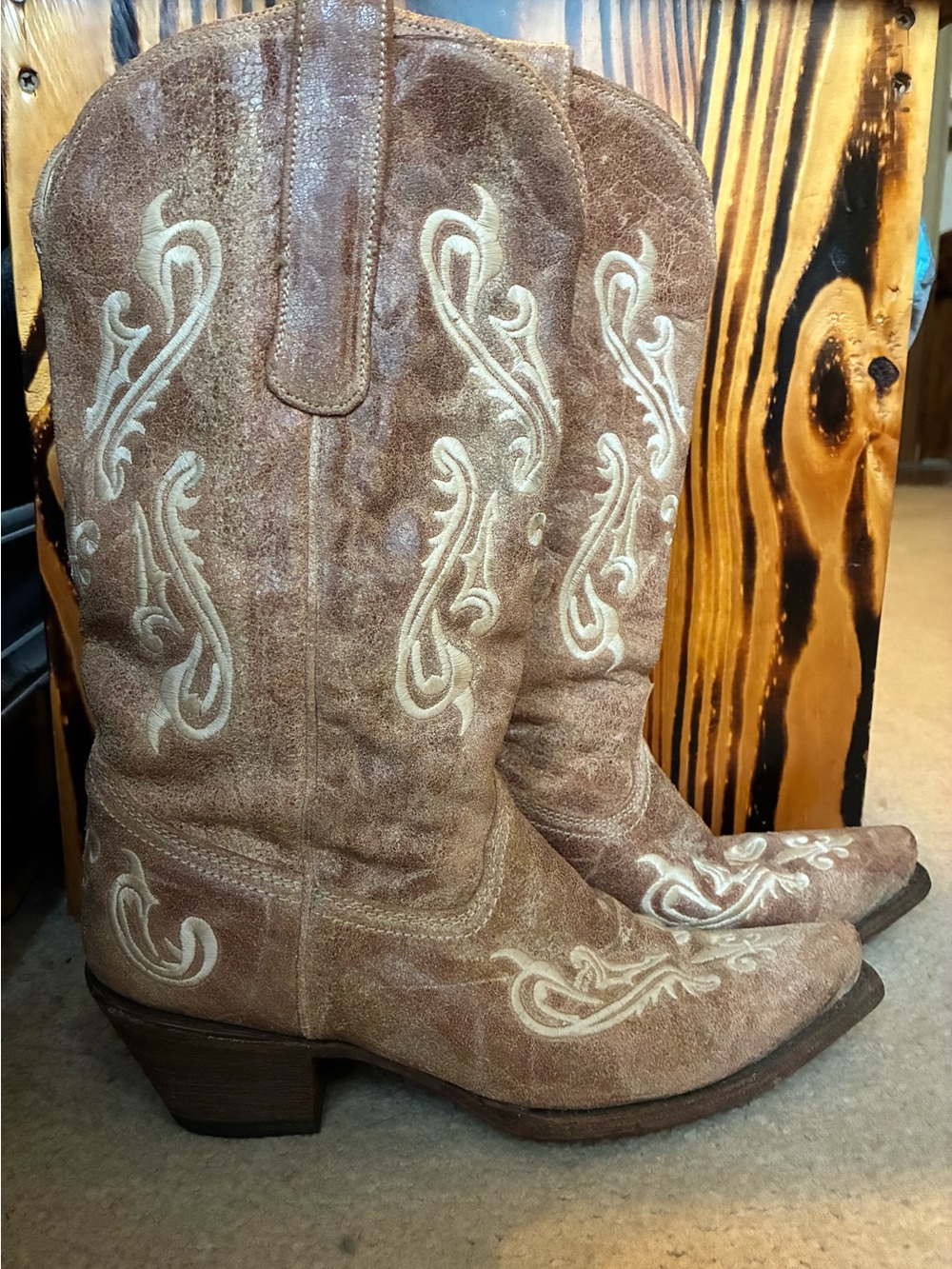 Women’s Brown Suede Embroidered Western Heeled Boots